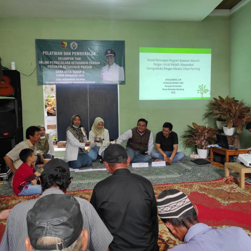 PELATIHAN DAN PEMBEKALAN KELOMPOK TANI DESA MARGAHAYU SELATAN